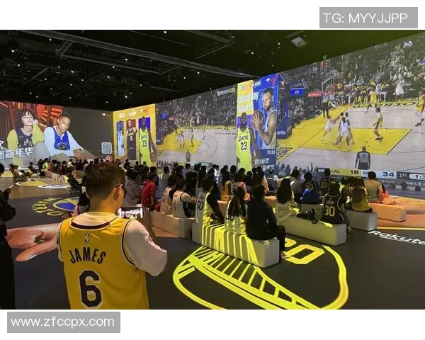 勇士与马刺激战11月19日NBA赛场精彩对决引发球迷热议 勇士与马刺激战11月19日NBA赛场精彩对决引发球迷热议