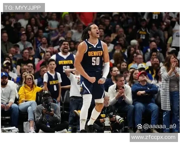 圣诞大战精彩对决快船与掘金谁能笑到最后引发球迷热议 圣诞大战精彩对决快船与掘金谁能笑到最后引发球迷热议