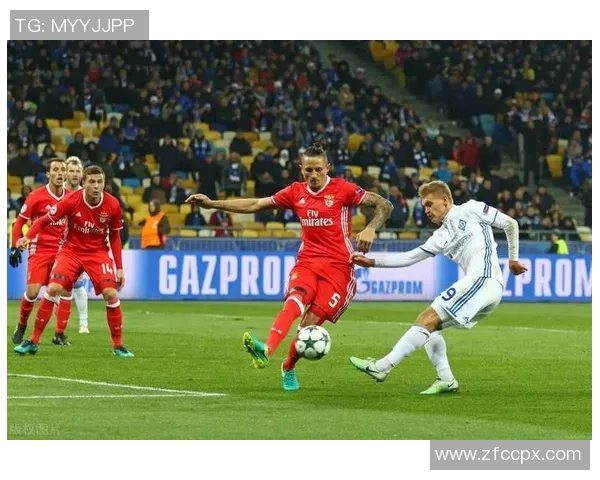 埃门与乌德勒支精彩对决直播全程回顾与分析