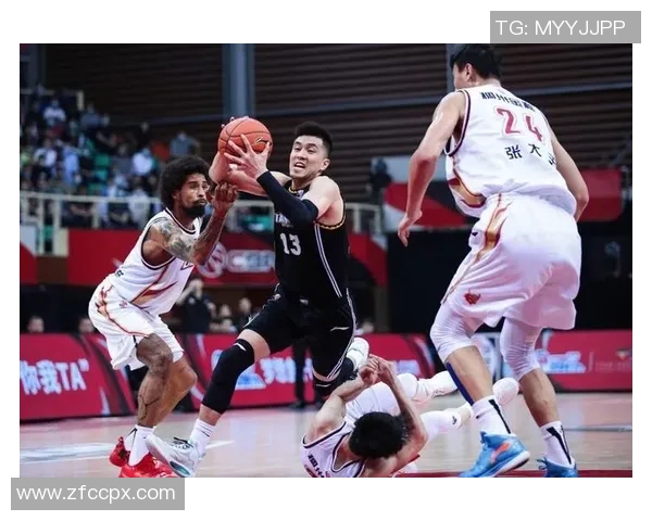 巴黎与甘冈激战正酣比分揭晓引发球迷热议与期待 巴黎与甘冈激战正酣比分揭晓引发球迷热议与期待